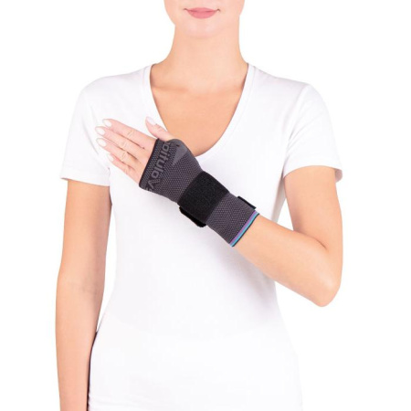 Бандаж компрессионный на лучезапястный сустав со съемной стяжкой (левый) Т-8381С(L) Evolution  Silver